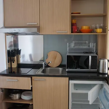 Emerald Alexor Apartamento
